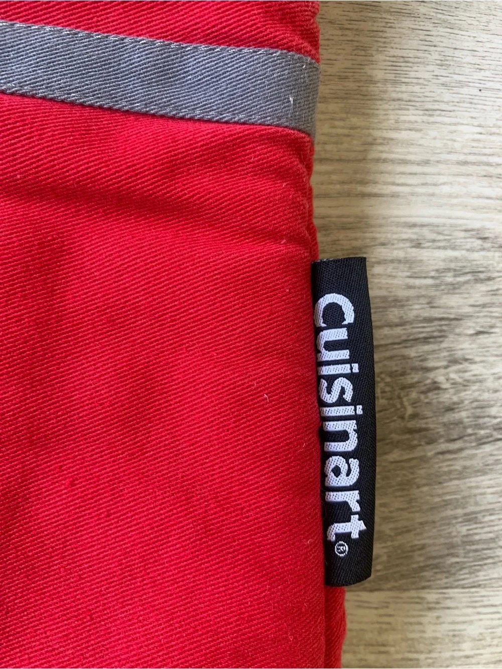 Cuisinart Red Oven Mitts with non slip silicone grips -pair